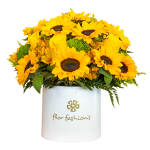 Uno de los arreglos florales amarillos con girasoles